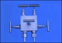 WF-12 yM